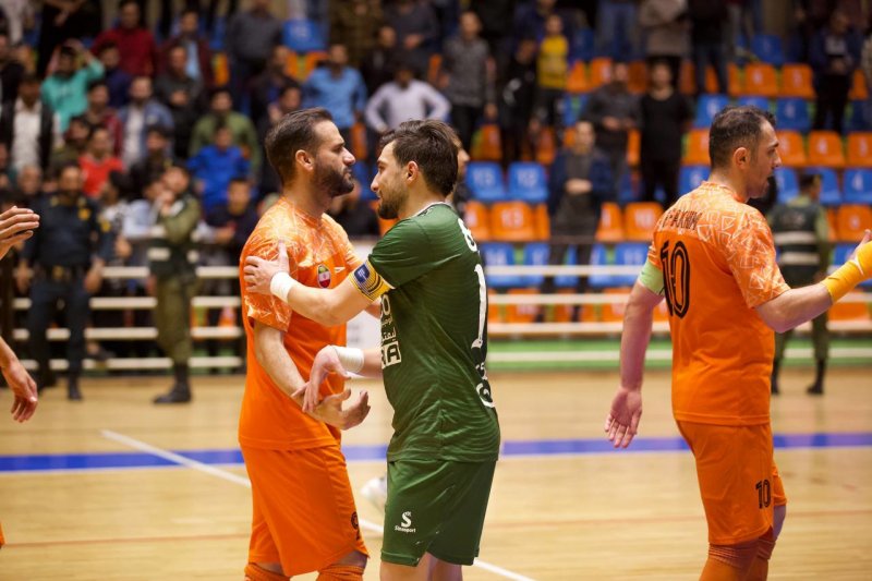 بازنده سربلند مقابل قهرمان فوتسال بودیم