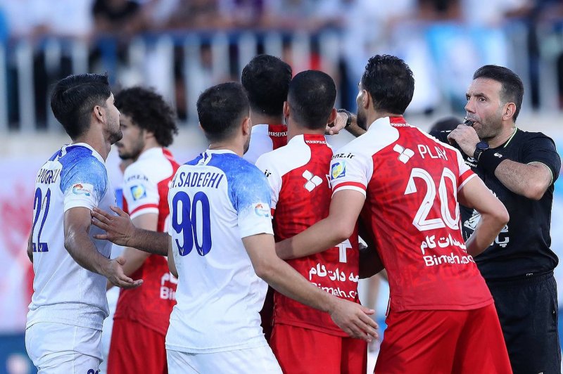 ملان - پرسپولیس، مجرد دو صحنه بسیار مشکوک! 