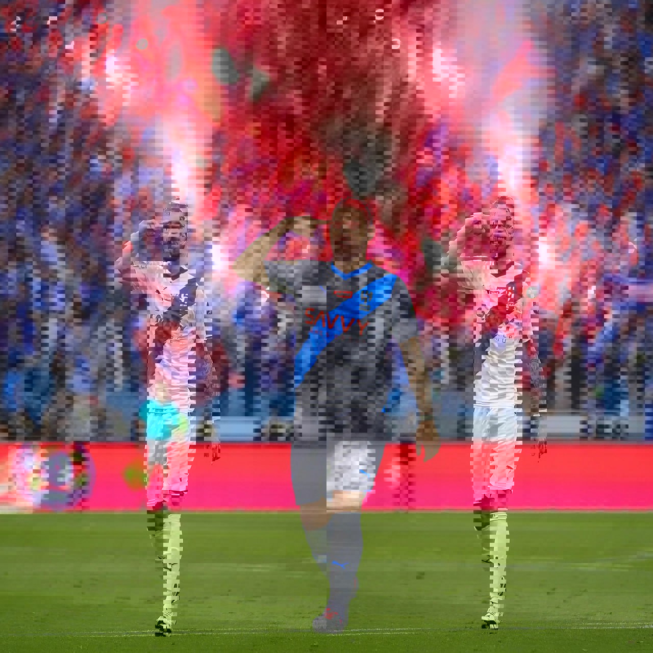 1947608
