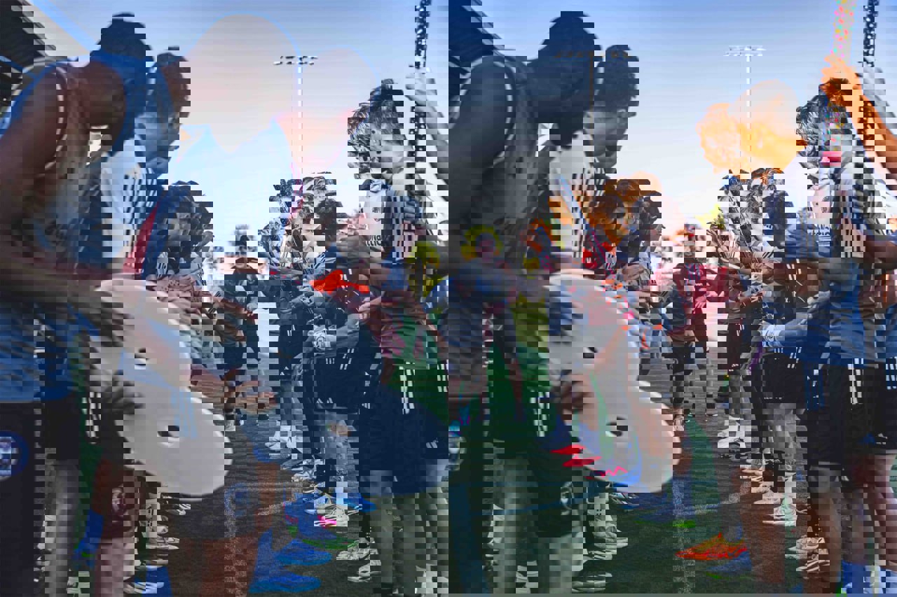 1947867