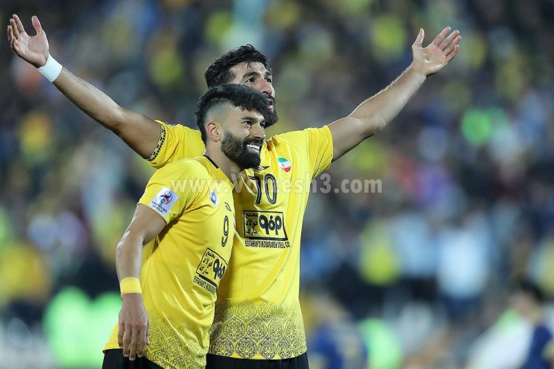 شهریار مغانلو، اولین تاچ و توی دروازه!