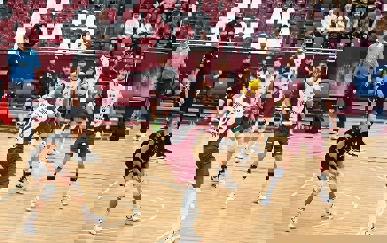 1950431