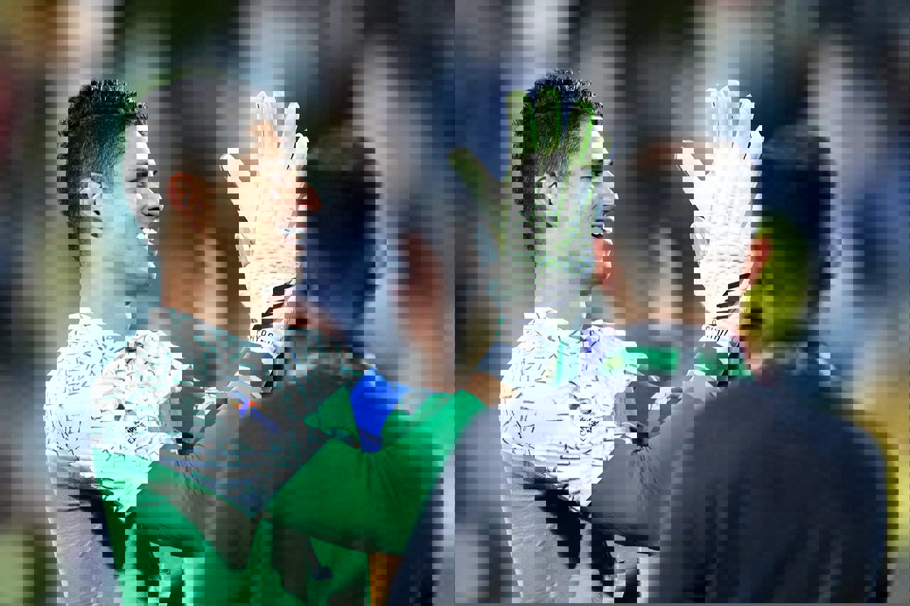 1950671