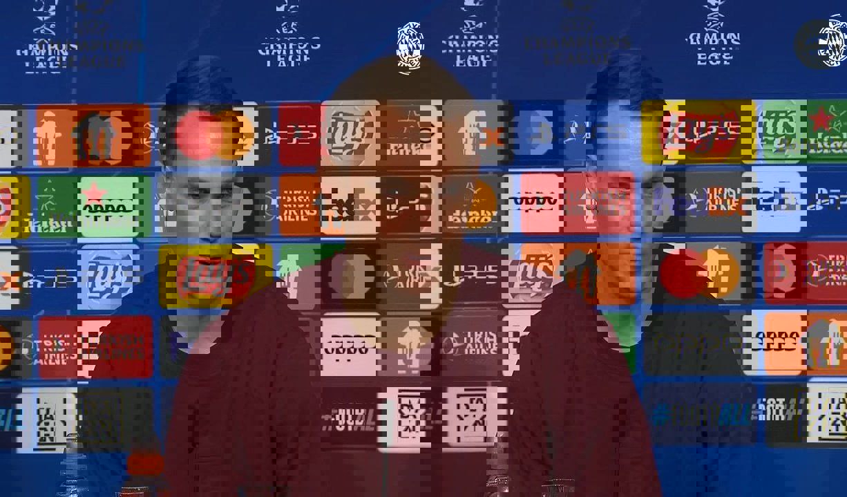 1950809