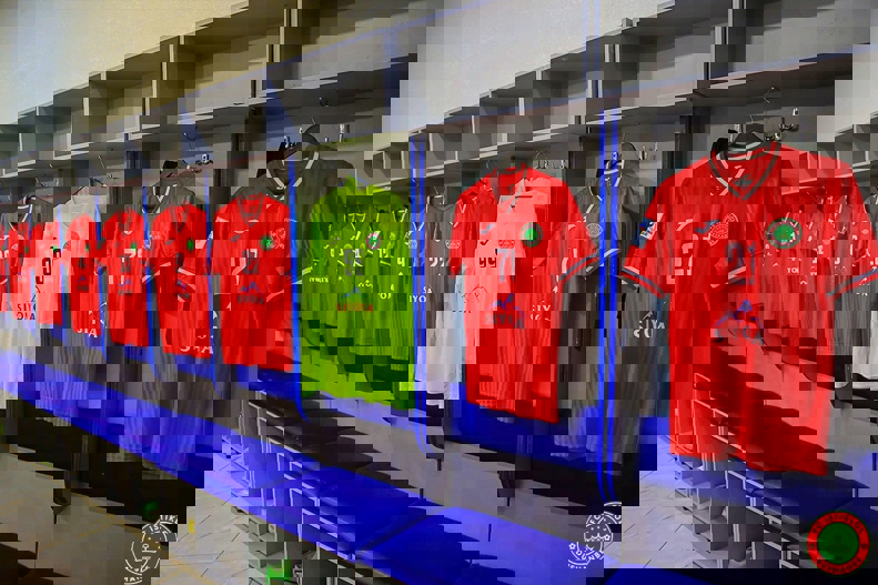 1950819
