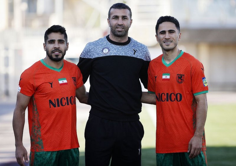 سه کاپیتان سپاهان در یک قاب (عکس)