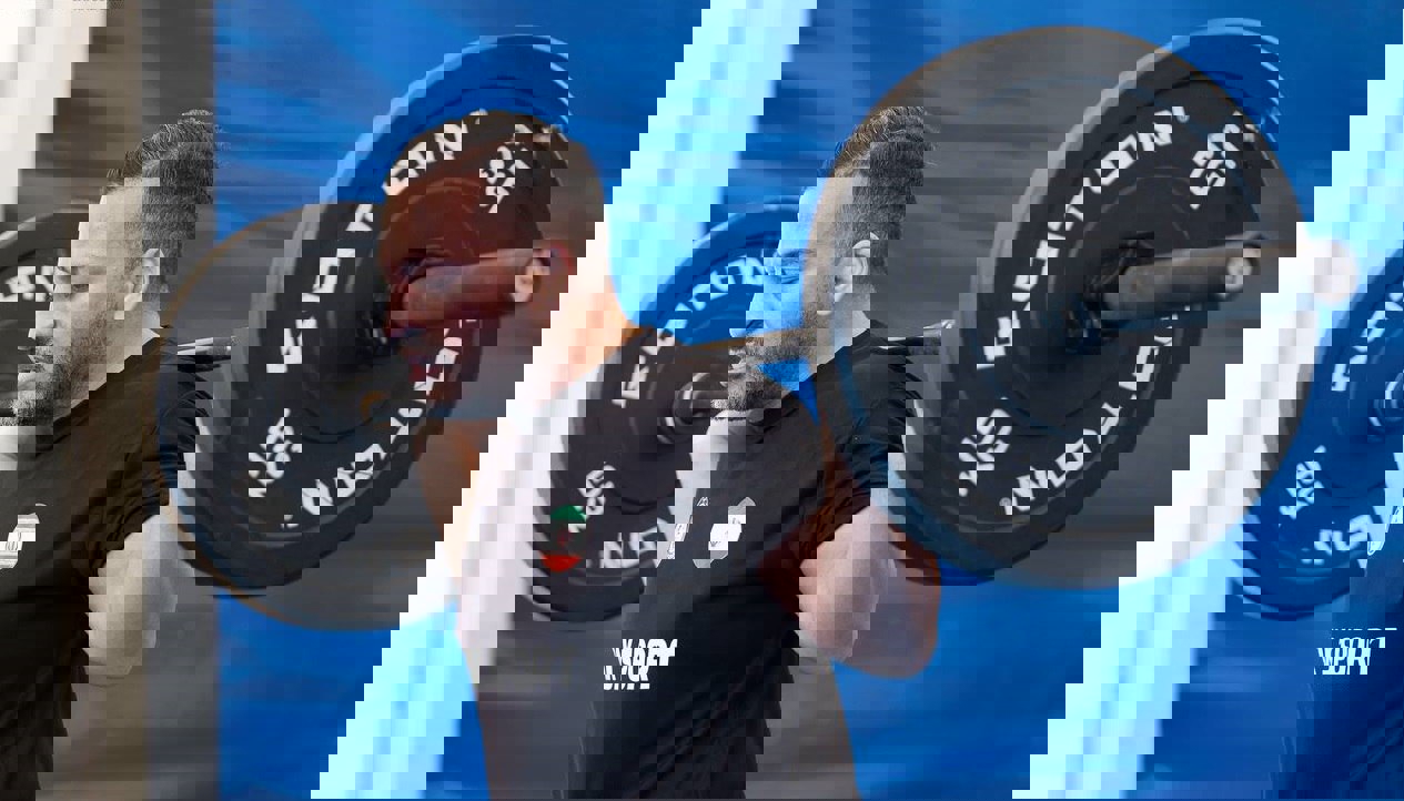 1952537