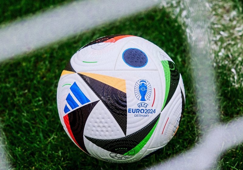 رسمی: رونمایی آلمان از توپ جذاب یورو 2024 (عکس)