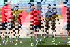 سرخها در انتظار درخشش هفت پرسپولیس مقابل رونالدو