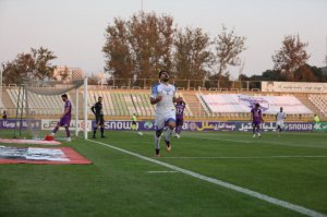یک گلزن جدید در تاریخ فوتبال ایران 