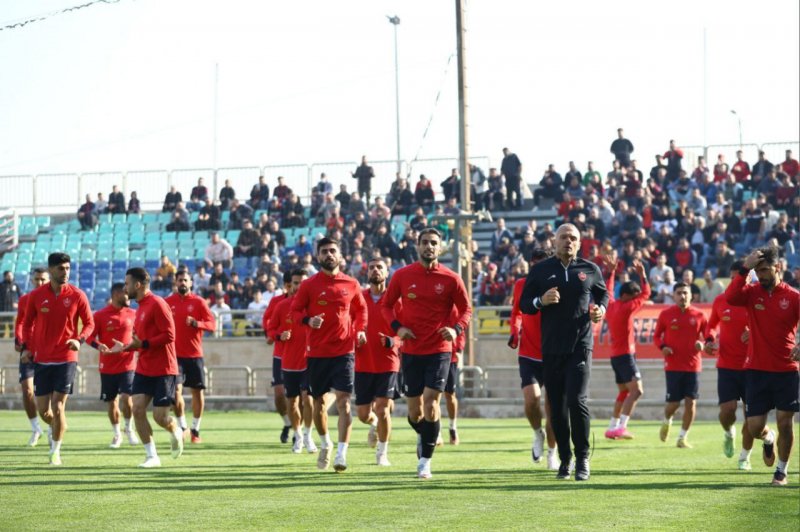 پرسپولیس در دستگردی تمرین میکند
