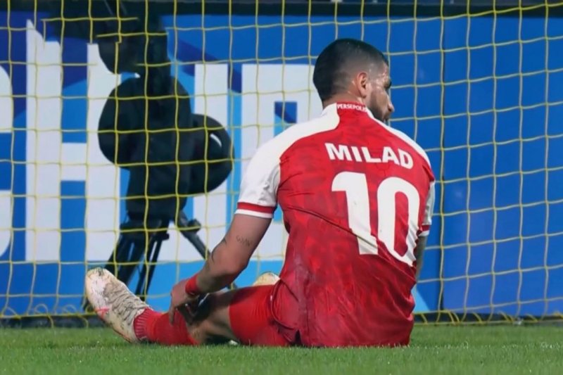 پرسپولیس، چجوری این موقعیت را گل نکردی!