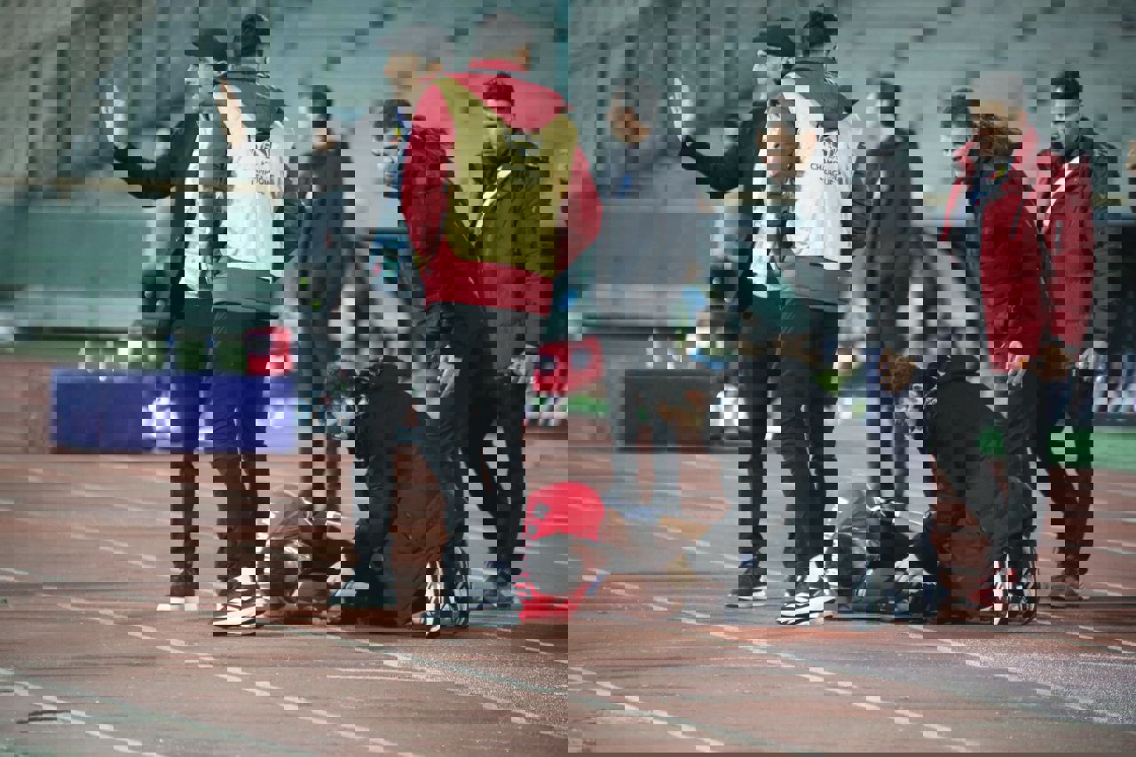 1960412