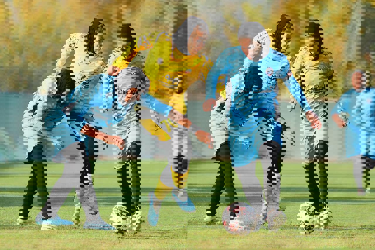 1960906