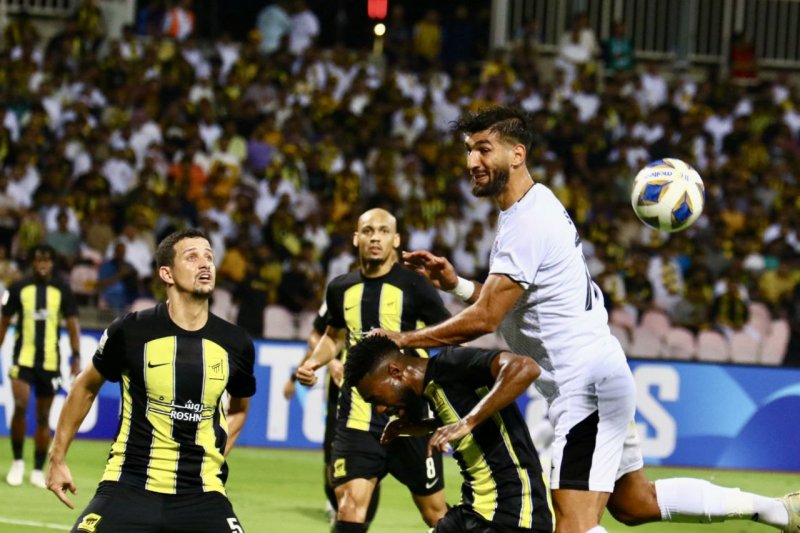 گزارش زنده: اتحاد 2 - سپاهان 1