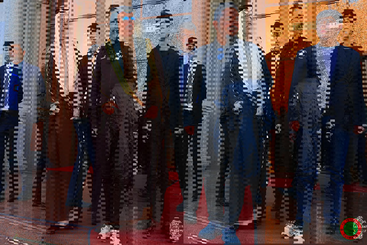 1962309