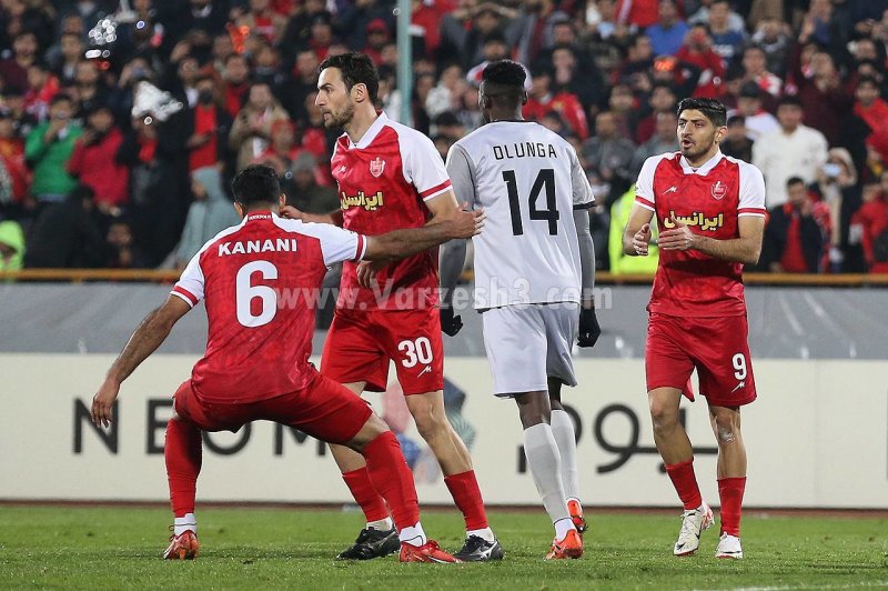 اولونگا، سپاهان، استقلال و حالا پرسپولیس! (عکس)