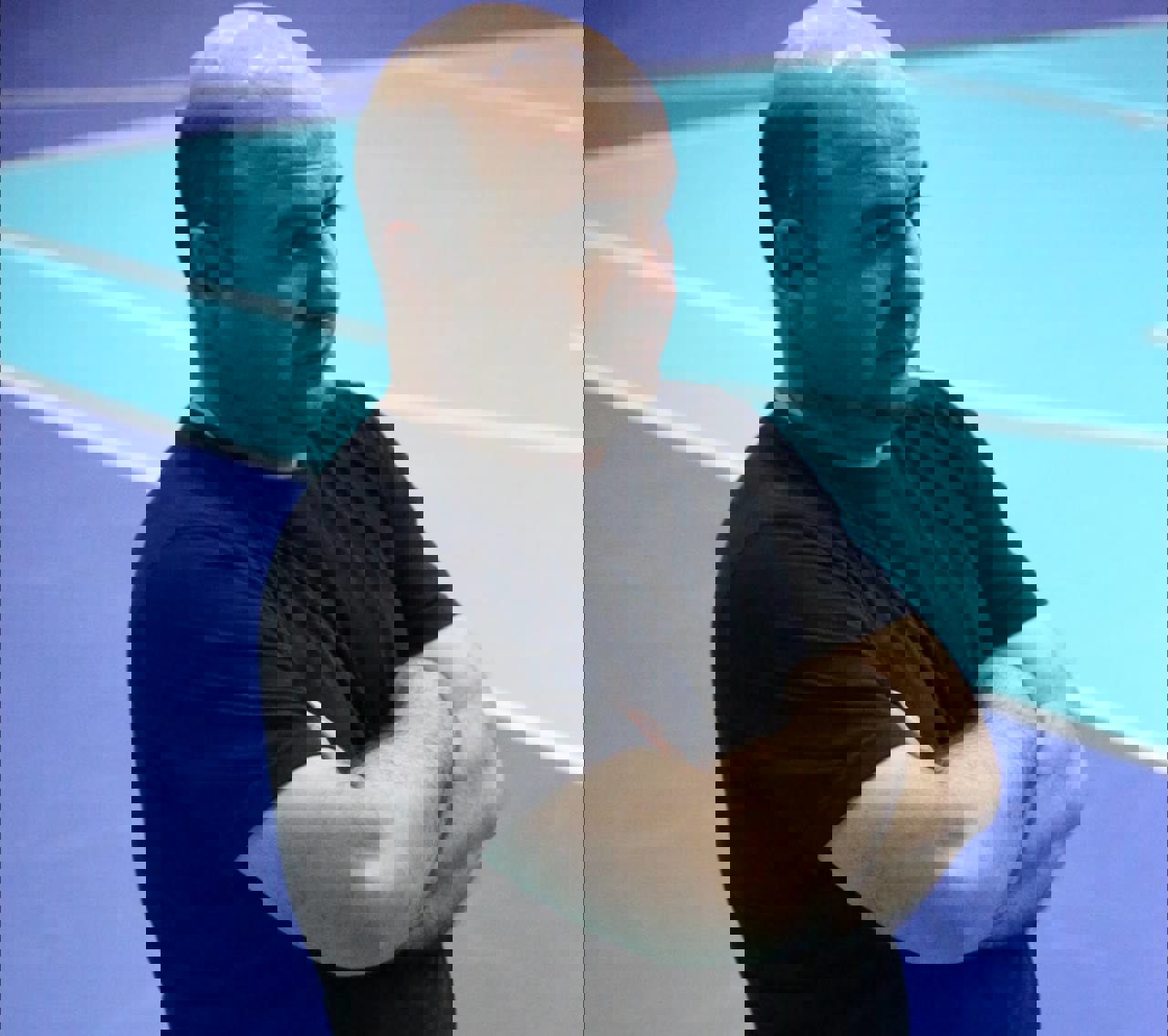 1963287