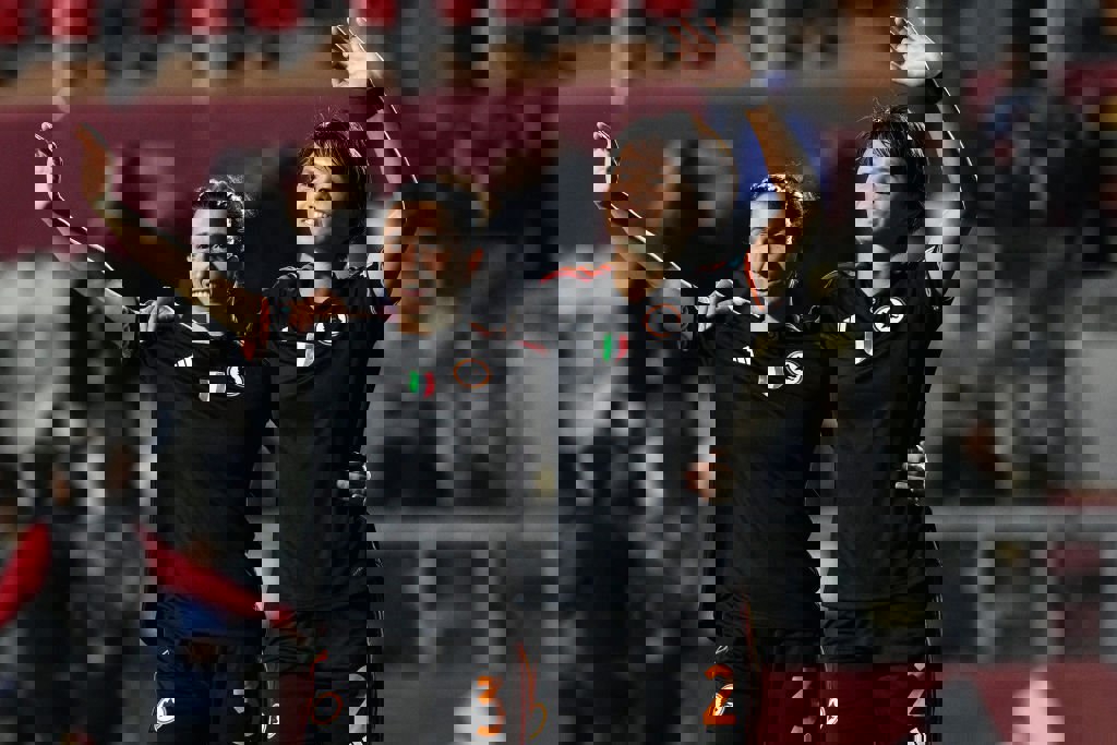1963498