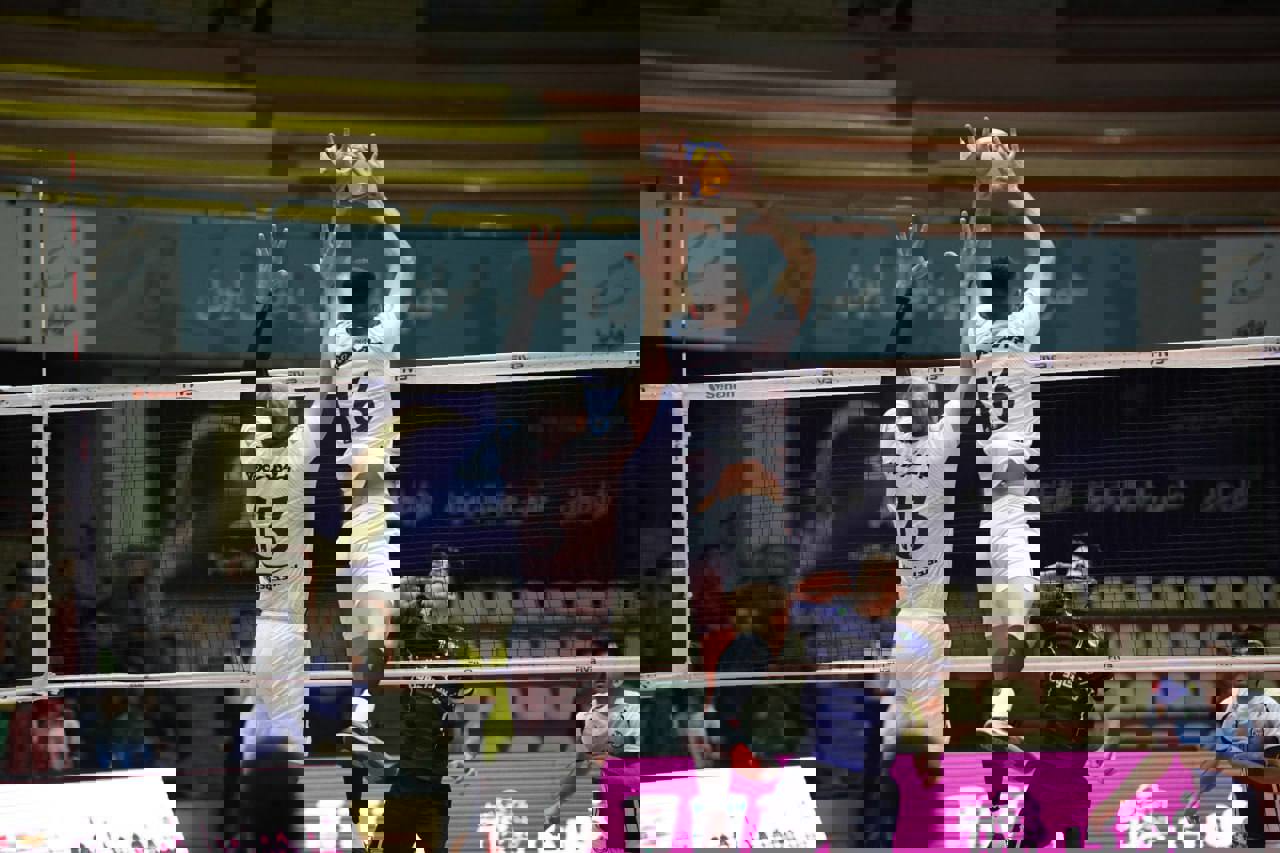 1966089