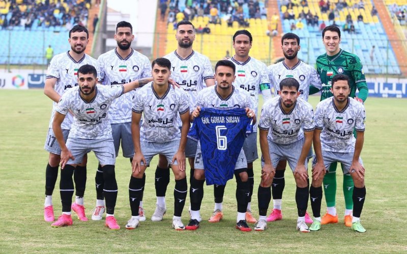 گل گهر به ترکیب برنده‌اش دست نزد:/ 11 مرد منتخب سرمربی یونانی برای پنجمین برد