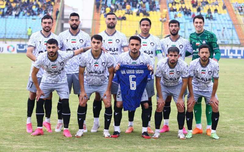 11 مرد منتخب سرمربی یونانی برای پنجمین برد