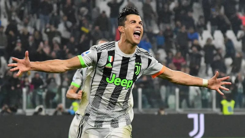 یوونتوس به رونالدو: خودت گفتی پول نمیخواهم!