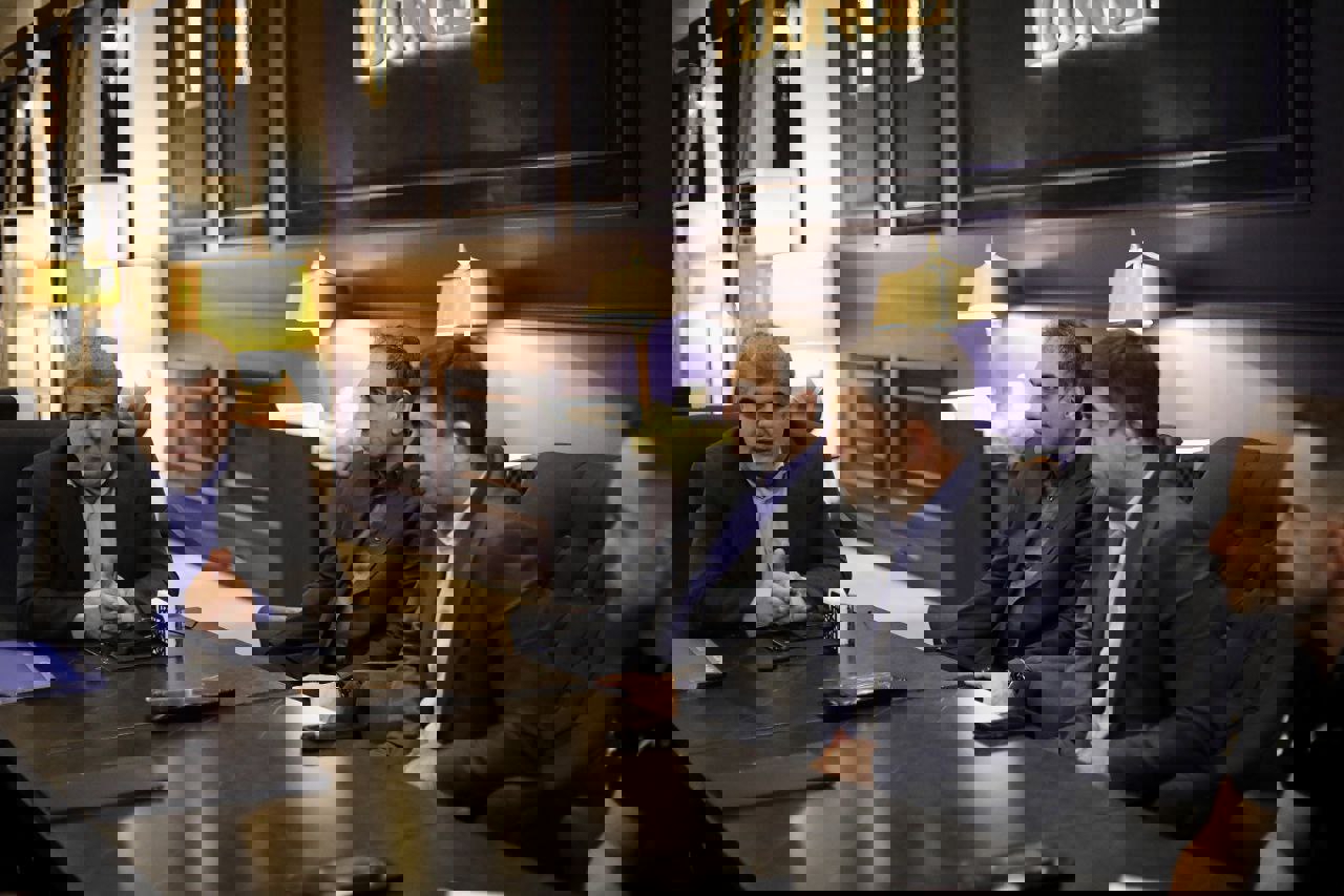 1970393