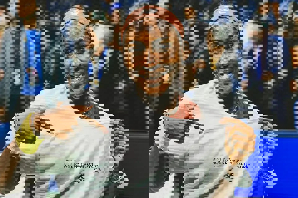 1970078