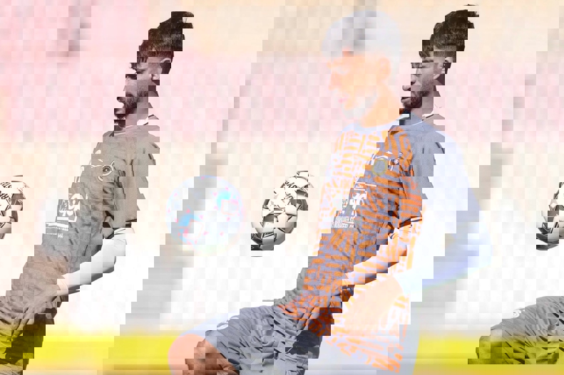 1970219
