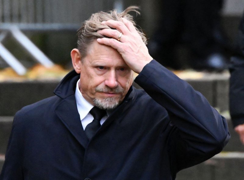 اسطوره یونایتد پشت آرنولد: رفتار لیورپول تهوعآور بود!