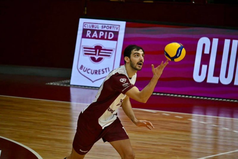 قهرمان اروپا مشتری ملی‌پوش والیبال ایران شد