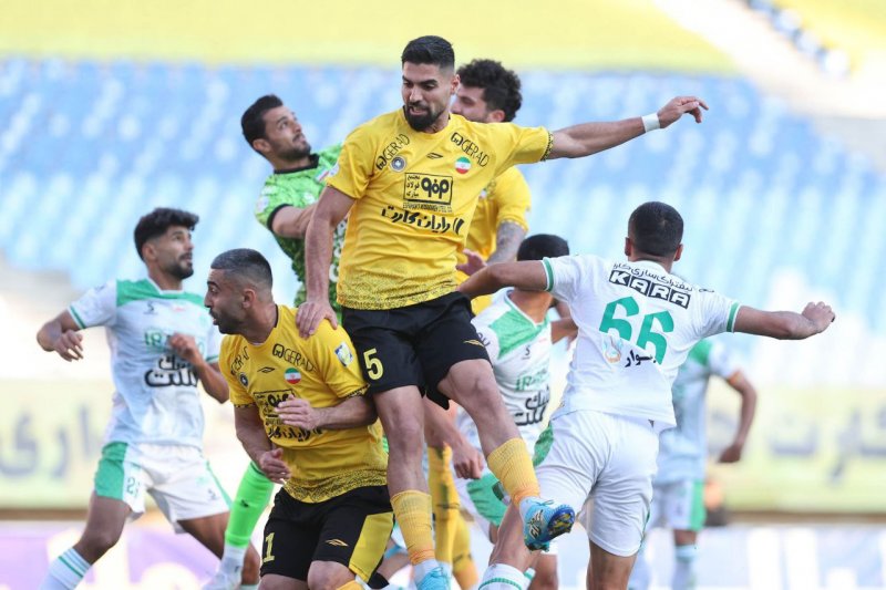 سپاهان 0 - آلومینیوم 1، شوک به صدر جدول