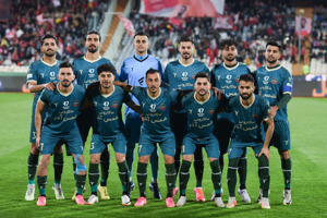 کل کل هوداران زن پرسپولیس با تماشاگران شمس آذر