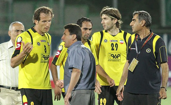 با حضور قلعهنویی و محرم / آمار عالی سپاهان مقابل الهلال تنها با یک باخت!
