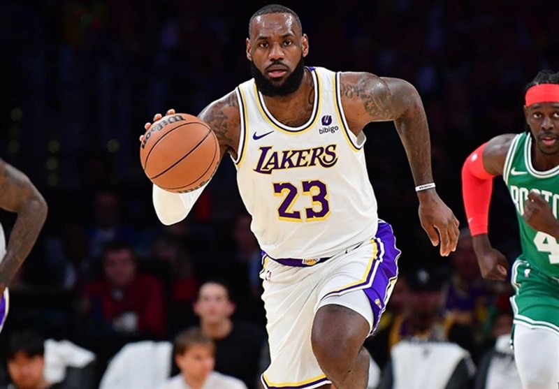 آمار خارق‌العاده جیمز در NBA