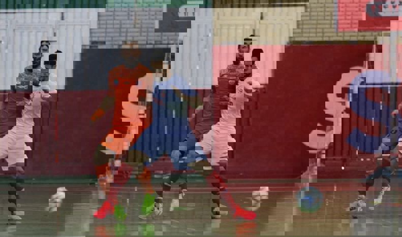 1972238