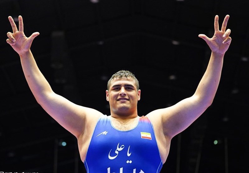 زور قهرمان سنگینوزن جهان به قهرمان جوانان نرسید