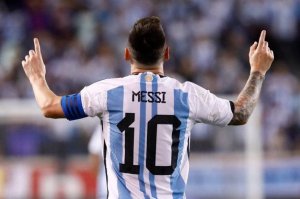 دعوت آرژانتین از مسی: در المپیک بازی کن!