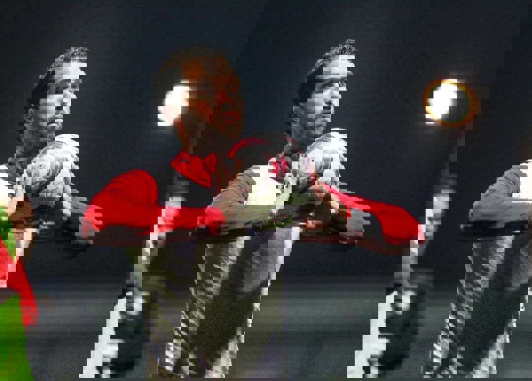 1977582