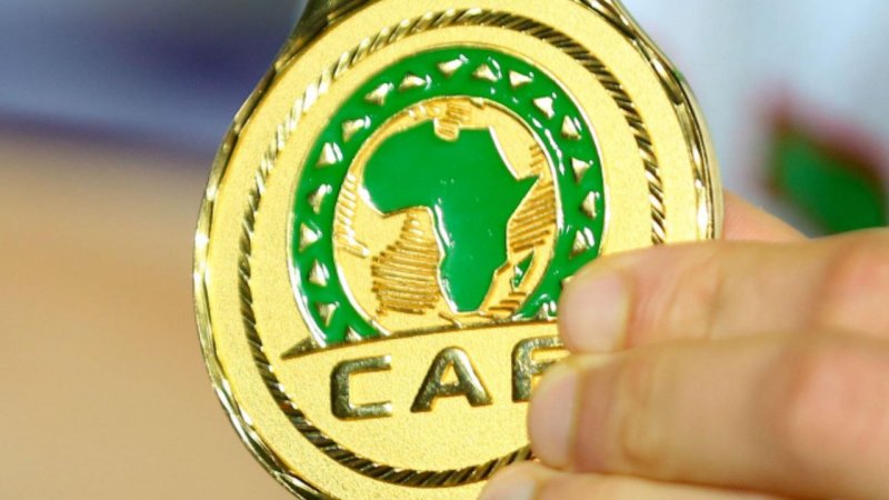 مربیان مشهور حاضر در جام ملتهای آفریقا / جدال بلماضی و رگراگی با دستیار کیروش و سرمربی چلسی