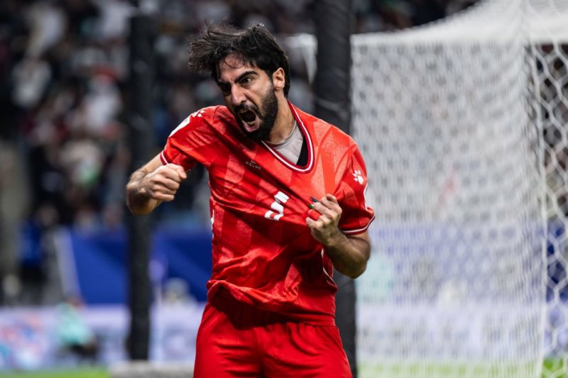 ناشیانهترین گلبهخودی سال آسیا (عکس)