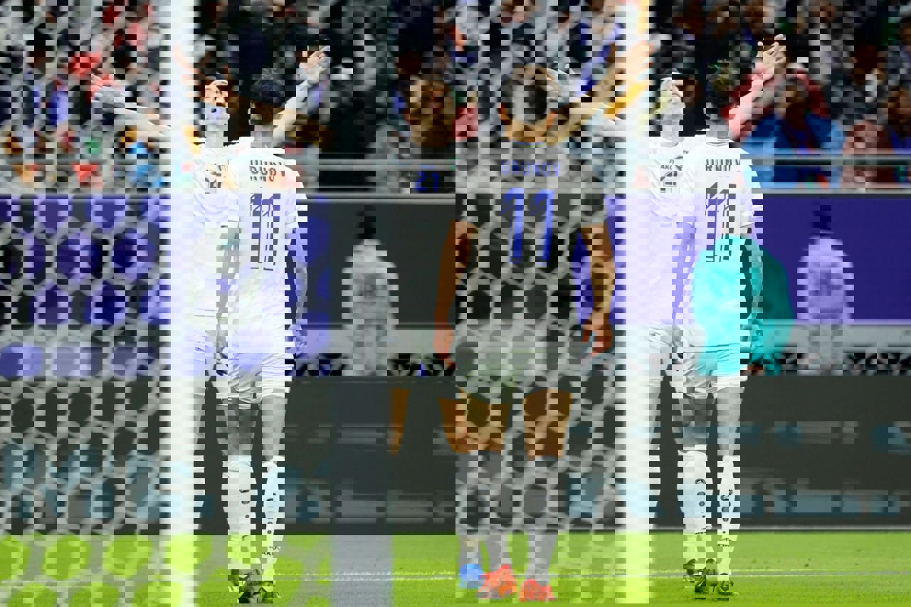 1980157
