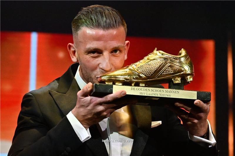 آنتورپ جوایز فوتبال بلژیک را درو کرد (عکس)‏