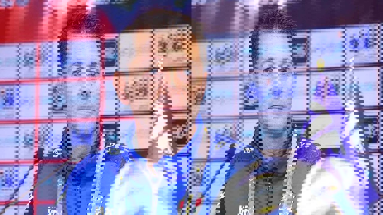 1980572