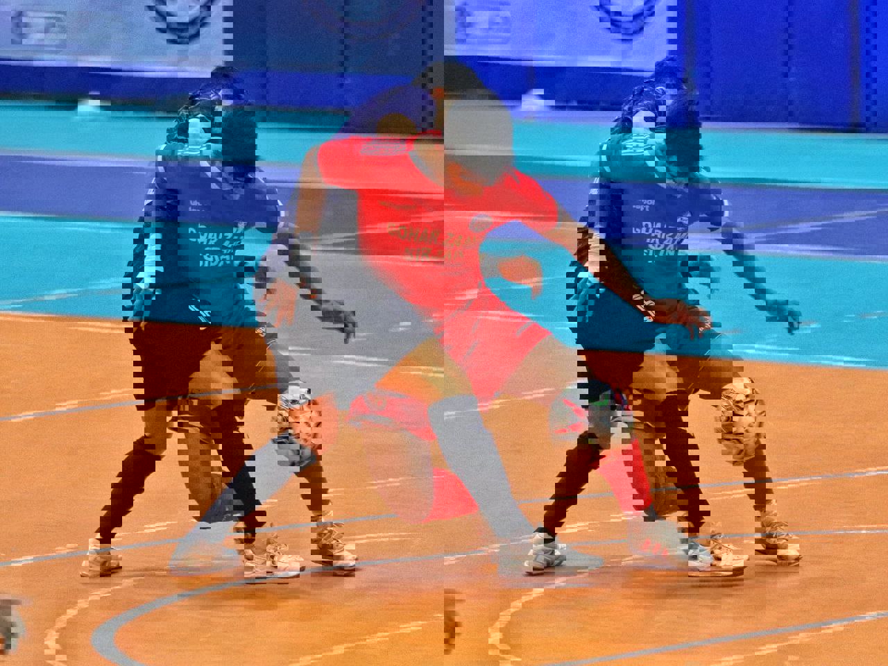 1980689