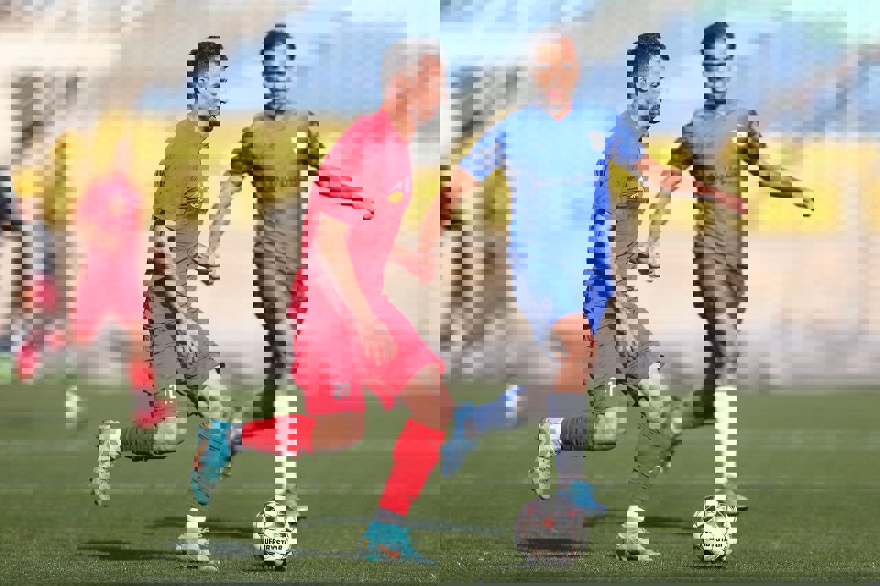 1980864