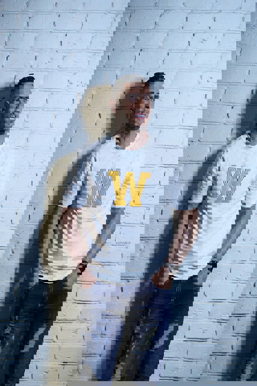 1980823