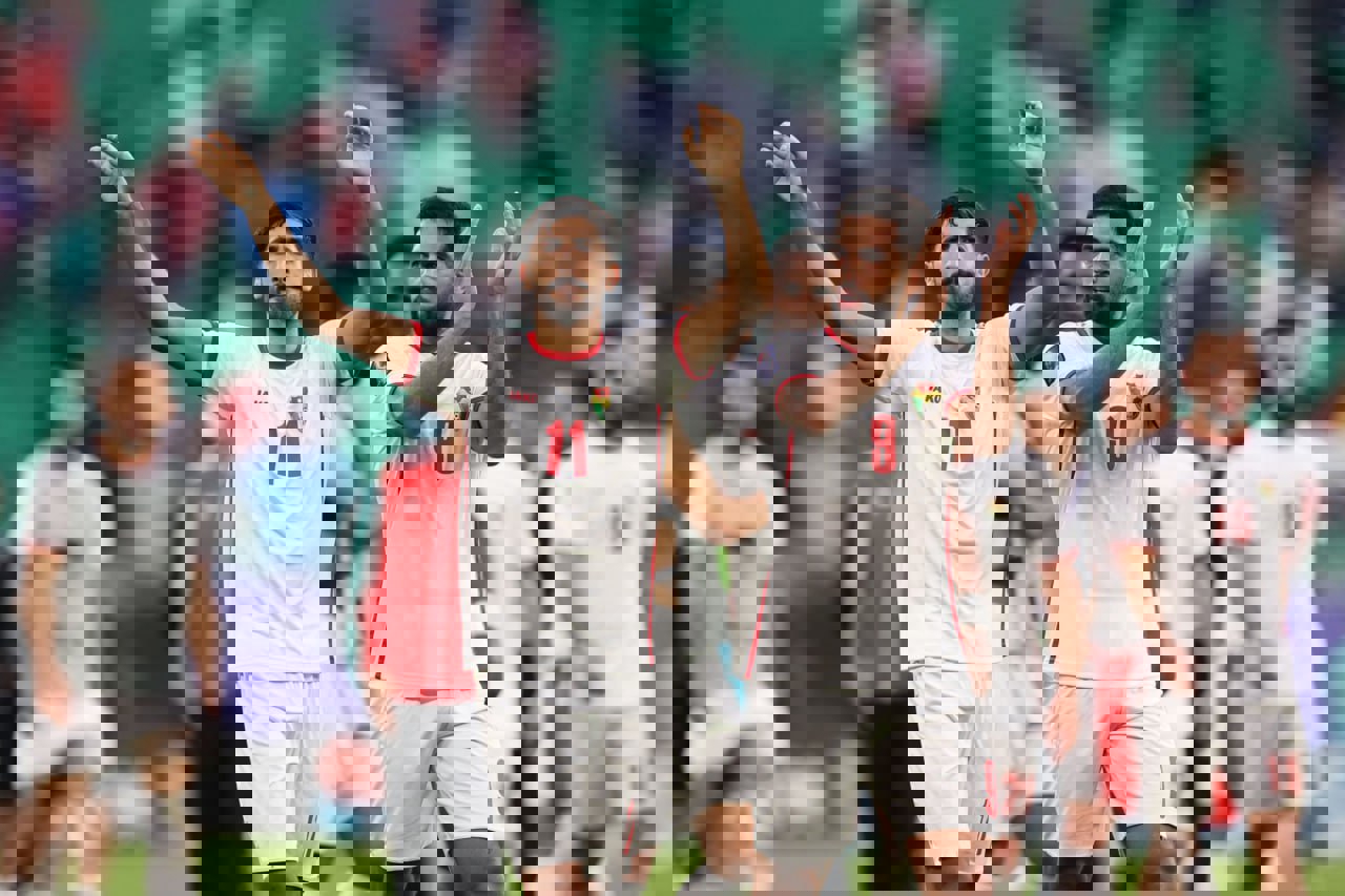 1981086