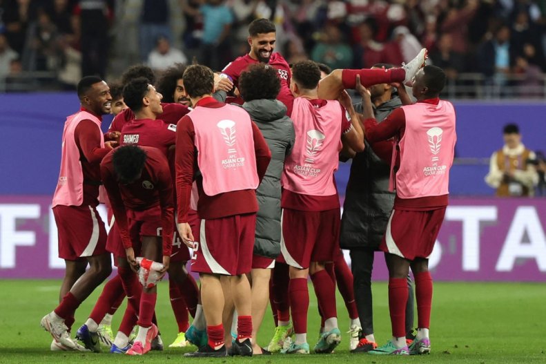 قطر با ۹ امتیاز کامل به مرحله بعد جام ملت‌های آسیا صعود کرد
